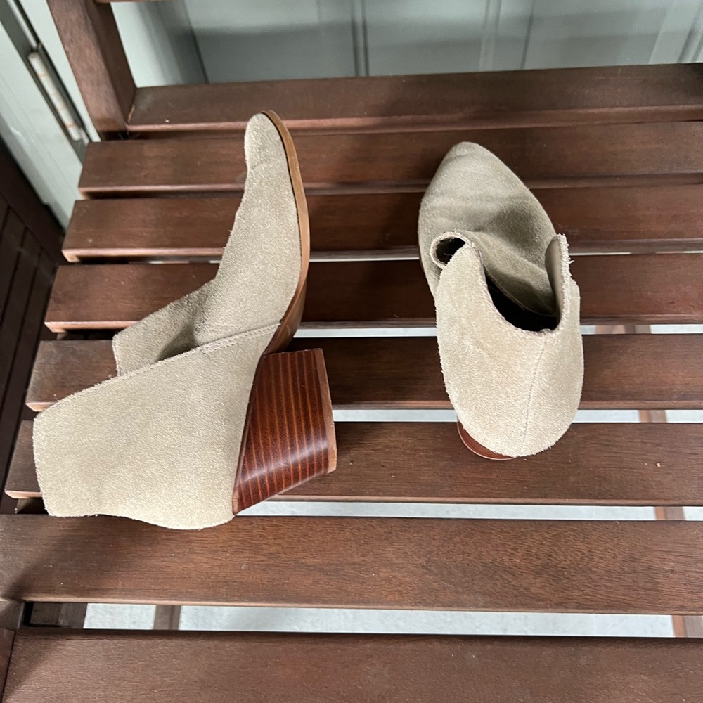 Dolce Vita Taupe Ankle Booties - Picture 3 of 10